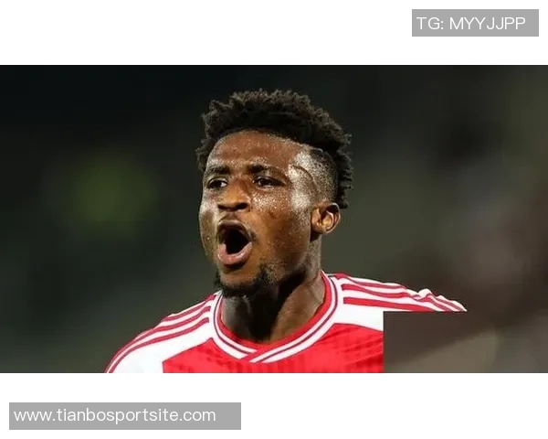 库杜斯赞扬特尔的坚持精神并强调进球对前锋自信心的重要性